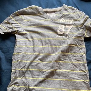 Mens’ XS Aeropostale’s Gray and Yellow Striped T-Shirt. Cleaned and washed.